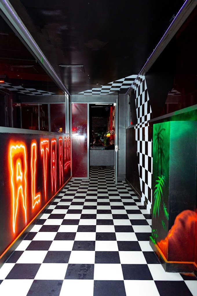 Altar Bar