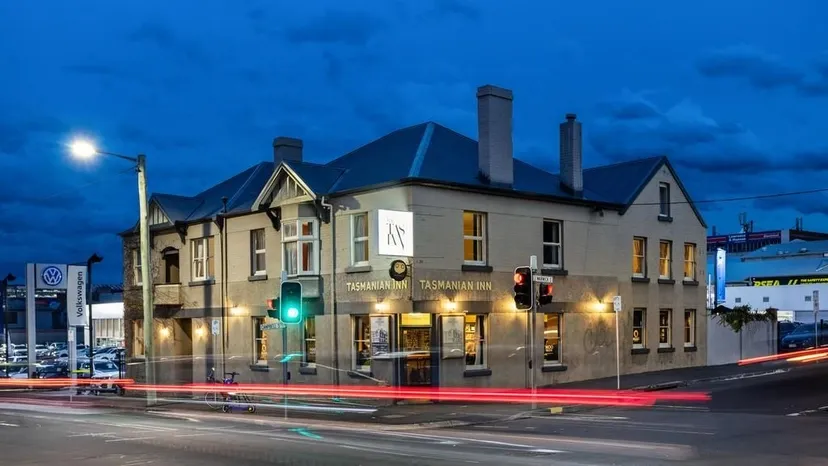 Tasmanian Inn Building